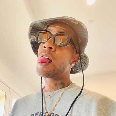 Kid Cudi стал персонажем компьютерной игры про Соника в новом клипе