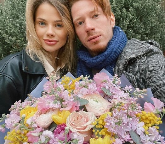 Никита Пресняков с женой отметили деревянную свадьбу вечеринкой на даче Пугачевой