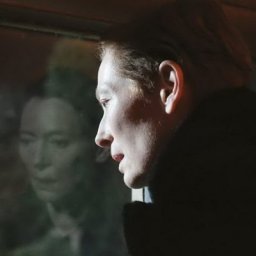 Тильда Суинтон играет двух женщин сразу в трейлере фильма &laquo;Вечная дочь&raquo;