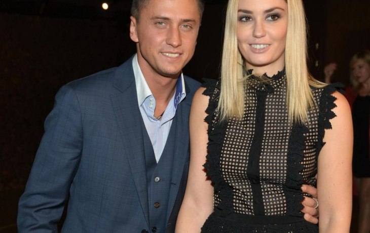 Павел Прилучный скривился, отвечая на вопрос об Агате Муцениеце