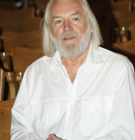 Развелся с женой ради журналистки на 40 лет младше. Поздняя любовь Станислава Любшина