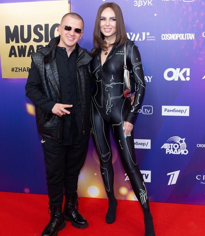 Певица Ханна: &laquo;Пашу ругается: &laquo;Почему я уже месяц сплю один?&raquo;