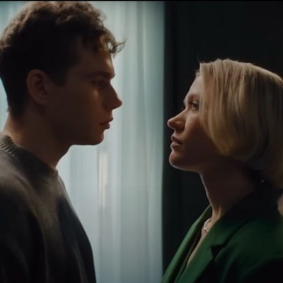 Рецензия на клип: &laquo;Моя Мишель&raquo; - &laquo;Снегири&raquo;. &laquo;Люди в чёрном&raquo; на новый лад