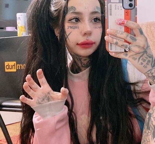 В Санкт-Петербурге зарезали 26-летнюю порноактрису Анастасию Гришман. Подозревают бойфренда