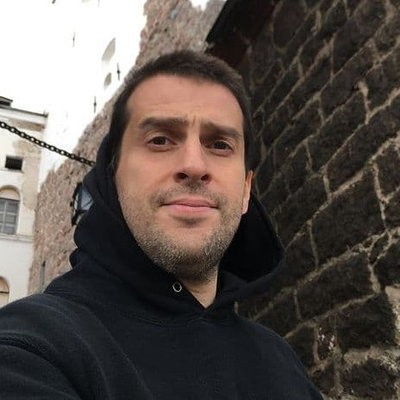 Петр Налич: &laquo;Это чудовищно сложно &mdash; уехать&raquo;