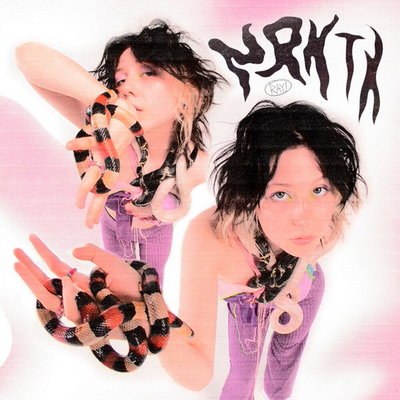 Дочь Глюкозы спела о любовной зависимости в &laquo;nrktk&raquo;