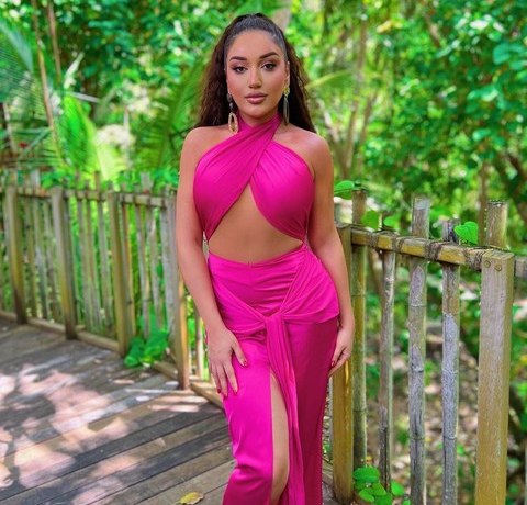 Измучила себя диетами, едва не умерла после пластики, развелась. Разбитые надежды Гоар Аветисян