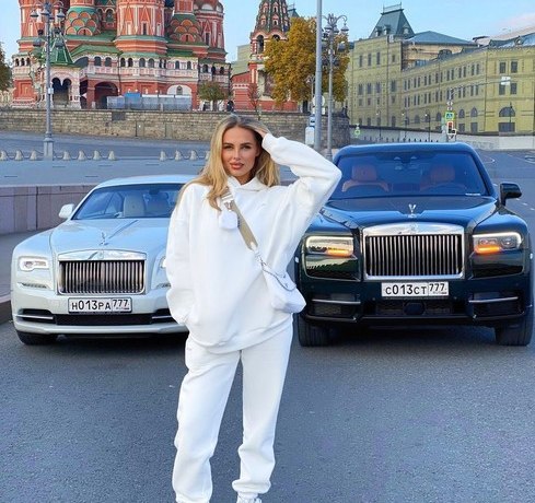 Ханна про неблагодарных артистов: &laquo;Пашу решает их вопросы. И когда они уходят, я переживаю&raquo;