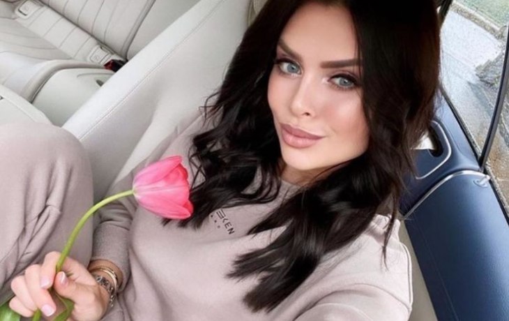 Хирург о повторной пластике груди Романец: &laquo;Вика сильно похудела, ей нужна была операция&raquo;