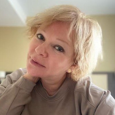 Елена Валюшкина: «Дети сейчас – это моя главная забота и тревога» Елена Валюшкина: «Дети сейчас – это моя главная забота и тревога»