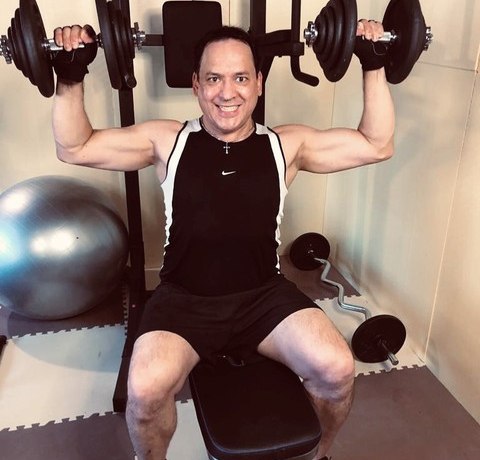 Последняя переписка покончившего с собой солиста &laquo;Отпетых мошенников&raquo; Тома Хаоса