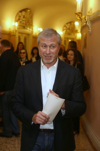 Роман Абрамович продал футбольный клуб &laquo;Челси&raquo; за 5 миллиардов долларов