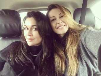 Анна Заворотнюк: &laquo;Мама потихонечку, но сами понимаете, у нее болезнь страшная&raquo;