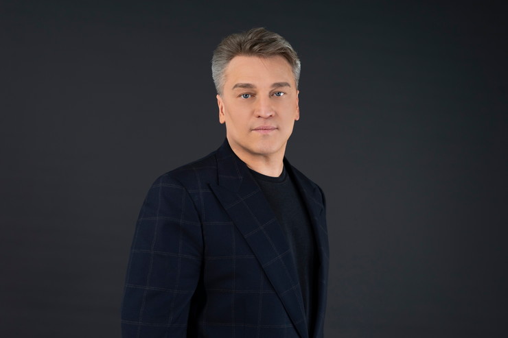 Интервью: Экс-солист группы «Премьер-министр» Марат Чанышев: «Нас убрали отовсюду – с радио, телевидения. Не знаю, как мы выжили» – фото №7 Интервью: Экс-солист группы «Премьер-министр» Марат Чанышев: «Нас убрали отовсюду – с радио, телевидения. Не знаю, как мы выжили» – фото №7