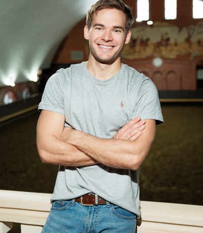 Новый &laquo;Холостяк&raquo; Александр Гранков о соблазнах на шоу, таинственном конкуренте и бывших девушках