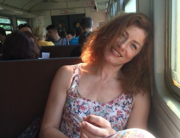 Обгоревшая в пожаре Вера Воронкова выписалась из больницы, чтобы женить сына