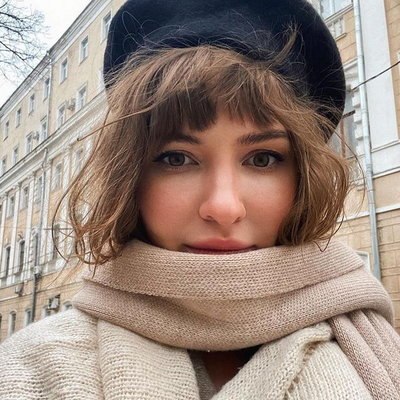 Ах Астахова перенесла концерт в «Вегасе» на осень Ах Астахова перенесла концерт в «Вегасе» на осень