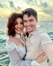 Макеева с мужем нежатся на Мальдивах: &laquo;Наши дни наполнены счастьем и приятным бездельем&raquo;