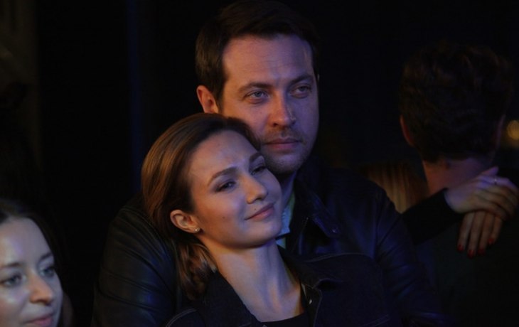 В объятиях Кирилла Сафонова. Последняя роль умершей от рака Евгении Брик &ndash; фото