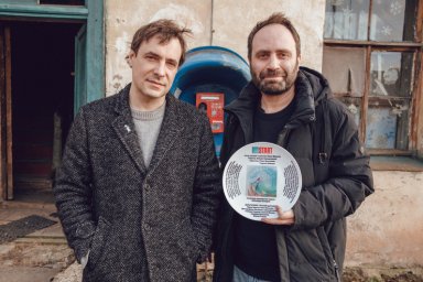 Евгений Цыганов и Дарья Жовнер сыграют любовь в фильме &laquo;Блондинка&raquo;