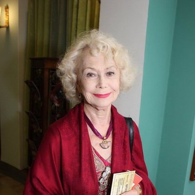 Светлана Немоляева: «Эмоции актера и эмоции обычного человека – разные» Светлана Немоляева: «Эмоции актера и эмоции обычного человека – разные»