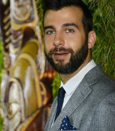 Иван Ургант с семьей покинул Россию