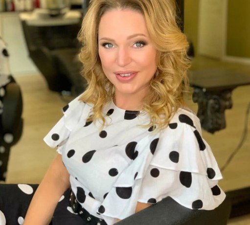 Алла Довлатова сделала пластику лица