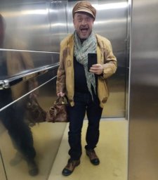 Морозов: &laquo;В &laquo;Кривом зеркале&raquo; неплохо получал. А потом остался без всего с непогашенным кредитом&raquo;