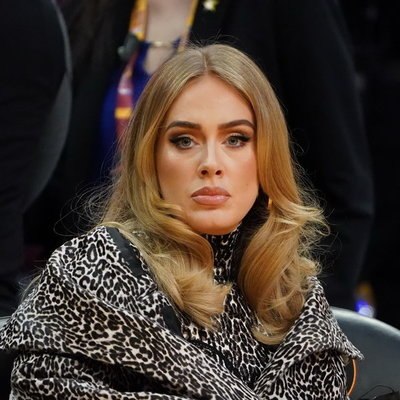 Адель перенесла свои шоу в Вегасе почти на год