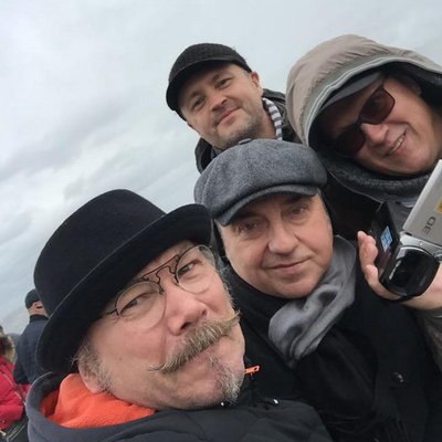 «Чайф», «Земляне» и «СерьГа» выступят на Дня флага России «Чайф», «Земляне» и «СерьГа» выступят на Дня флага России