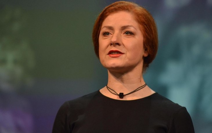 Короткие волосы, шрамы на лице. Фото пережившей пожар звезды &laquo;Каменской&raquo; Веры Воронковой