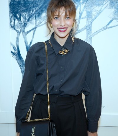 &laquo;Детская травма обеспечена&raquo;: Регина Тодоренко оказалась под шквалом хейта из-за родов при сыне