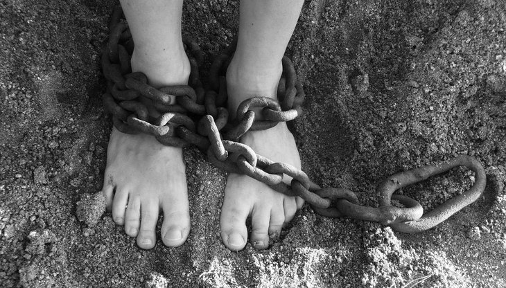 У жителя Читы, удерживавшего в заложниках 3-летнего сына, случился эпилептический припадок У жителя Читы, удерживавшего в заложниках 3-летнего сына, случился эпилептический припадок