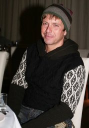 Тяжелобольной Андрей Губин: &laquo;Живу одним днем. Мыкаюсь, прыгаю по съемным квартирам&raquo;