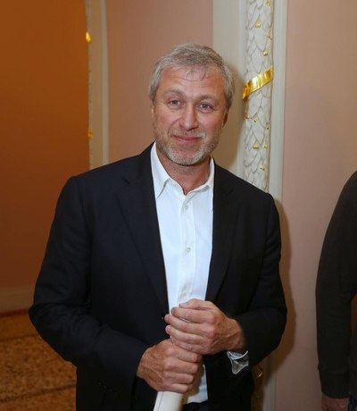 The Wall Street Journal: Романа Абрамовича пытались отравить, миллиардер может потерять зрение