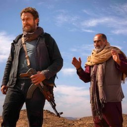 Джерард Батлер пытается выбраться из Афганистана в трейлере &laquo;Беглеца&raquo;