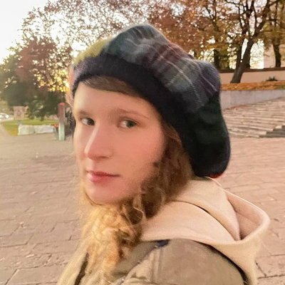 Журнал &laquo;Лиза&raquo; пригрозил Монеточке судом за использование товарного знака