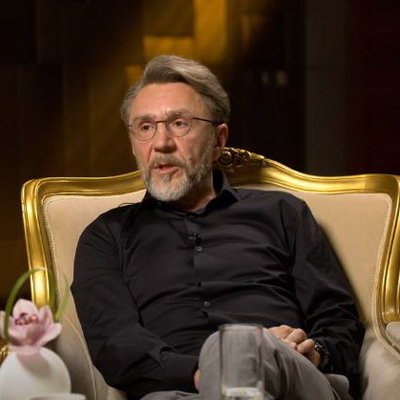 Обзор: «Сергей Шнуров о массовой эмиграции, запретах, соцсетях и отмене русской культуры» Обзор: «Сергей Шнуров о массовой эмиграции, запретах, соцсетях и отмене русской культуры»