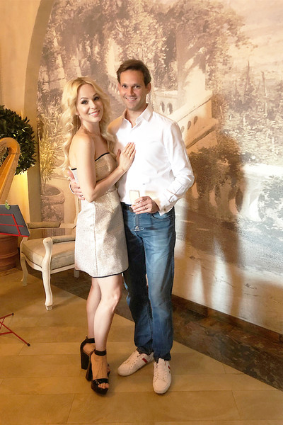 Актриса измучила француза суевериями: из-за предсказаний Тамары Глобы она отказывалась расписываться до определенного числа