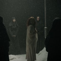 Ирина Старшенбаум спасется от агрессии Никиты Ефремова с помощью магии в &laquo;Сестрах&raquo;