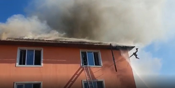 Мать заперла троих детей в частном доме в Подмосковье и обрекла их на смерть от пожара