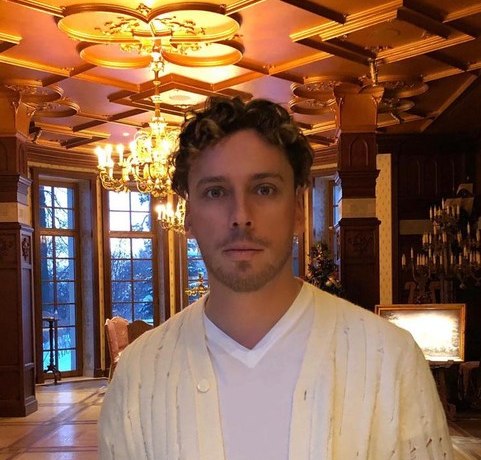 Счастливый Максим Галкин вышел на связь с подписчиками после оскорблений Маргариты Симоньян