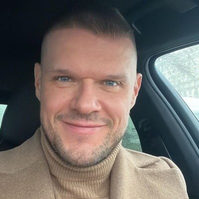 Сегодня: родились Владимир Яглыч и Стивен Содерберг