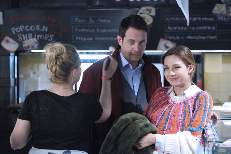 Актриса сияла и выглядела счастливой