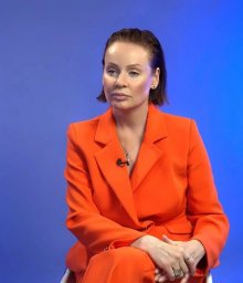 57-летняя Жанна Эппле: &laquo;Если есть секс &ndash; не говорите об этом. Не надо быть смешной в таком возрасте&raquo;
